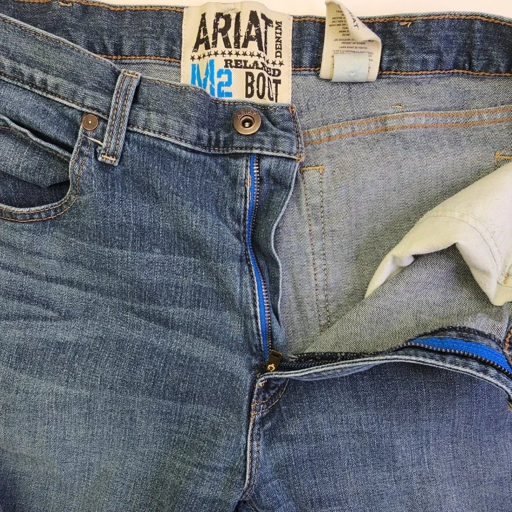 Ariat M2 Relaxed Boot Jeans Mens 40x34 Medium Wash Denim‎ Straight Leg - Picture 5 of 14